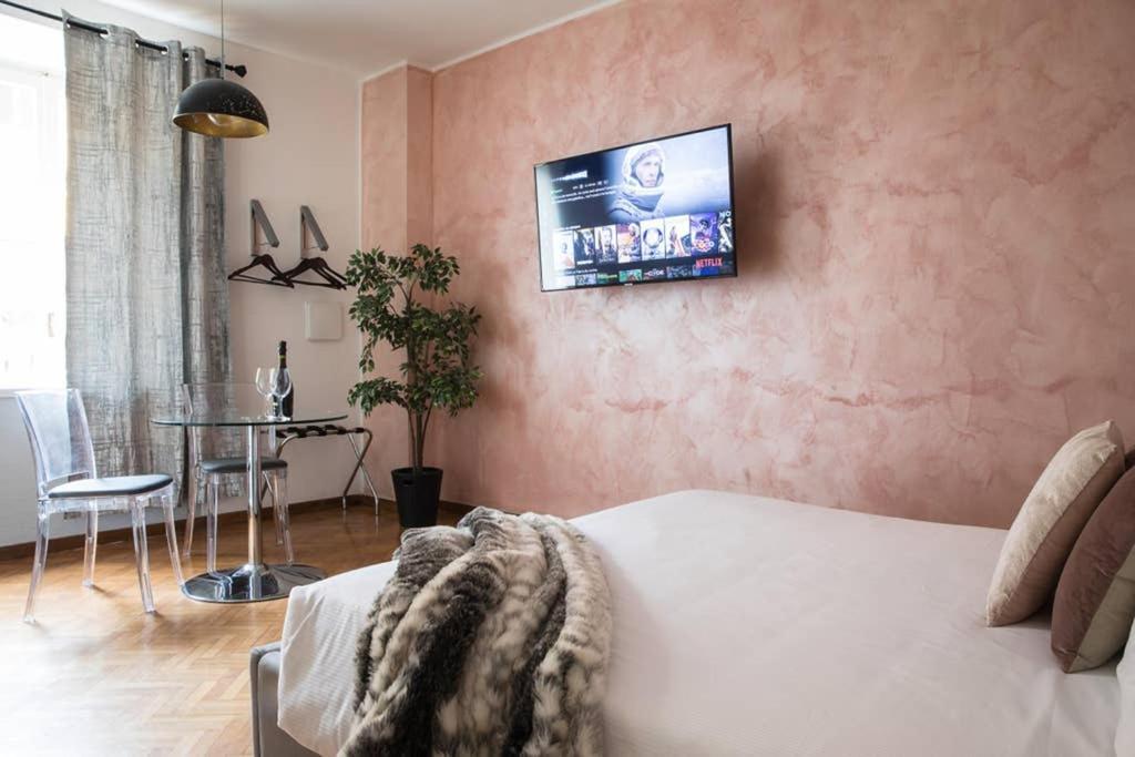 Pink Intimate Jacuzzi Suite Trastevere - Top Collection ローマ エクステリア 写真